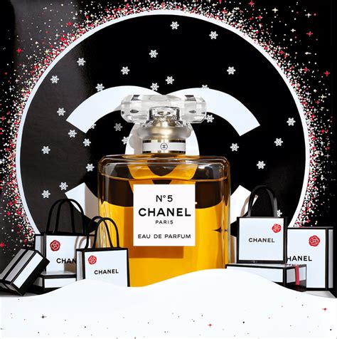 chanel christmas 2019|chanel christmas 2020 gift sets.